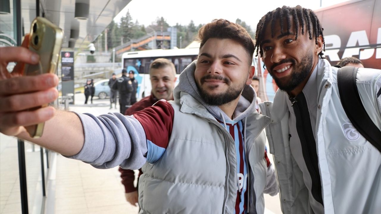 Trabzonspor İstanbul'a Uçtu