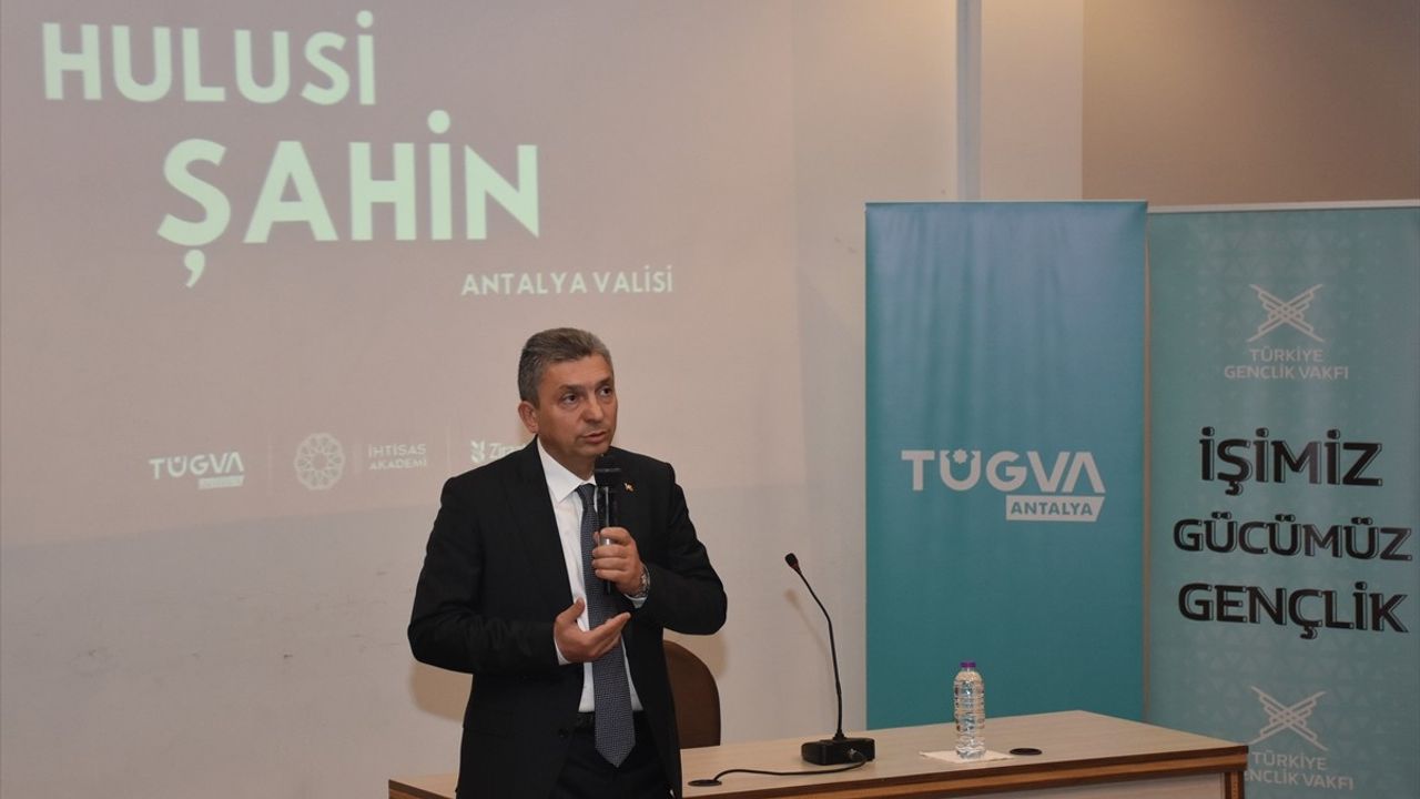 TÜGVA'nın Antalya'daki Şehir ve Estetik Programı