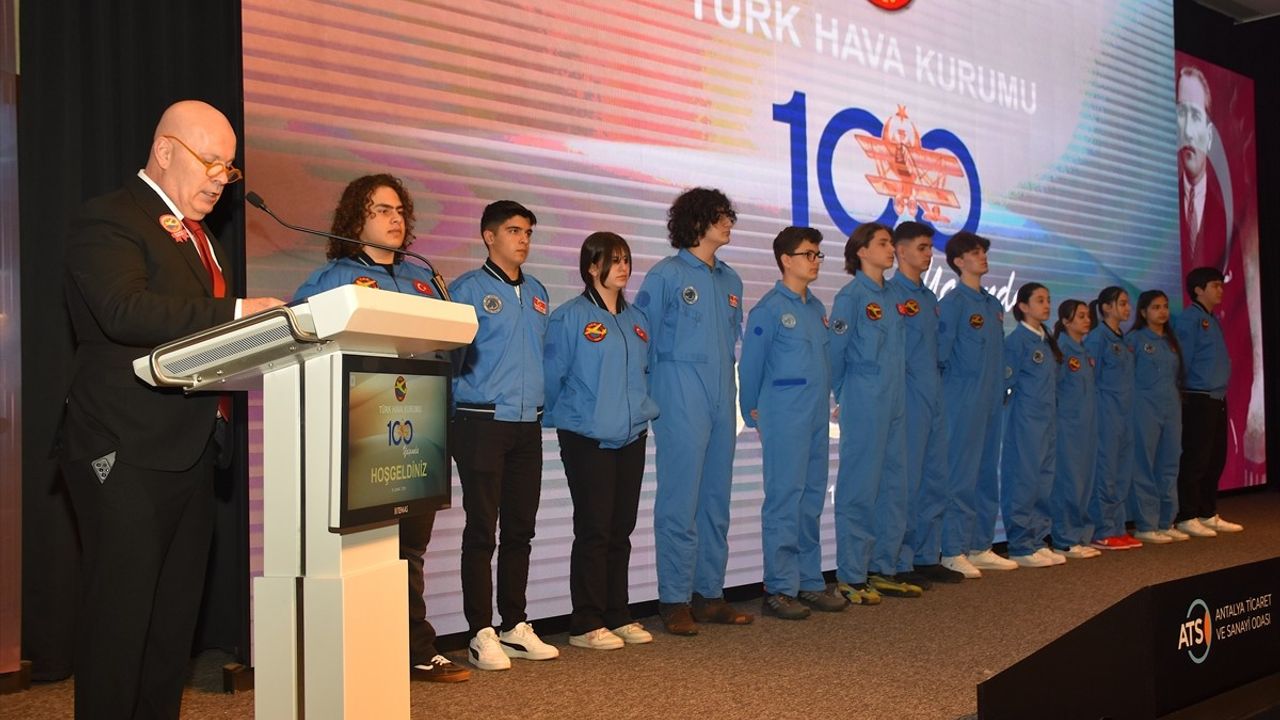 Türk Hava Kurumu'nun 100. Yılı Antalya'da Kutlandı