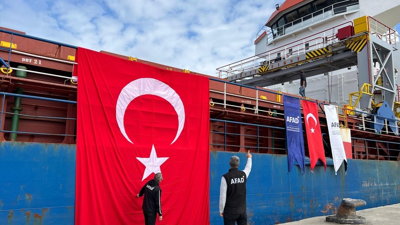 Türkiye'den Gazze'ye Gönderilen İnsani Yardımlar 96 Bin 131 Tonu Aştı