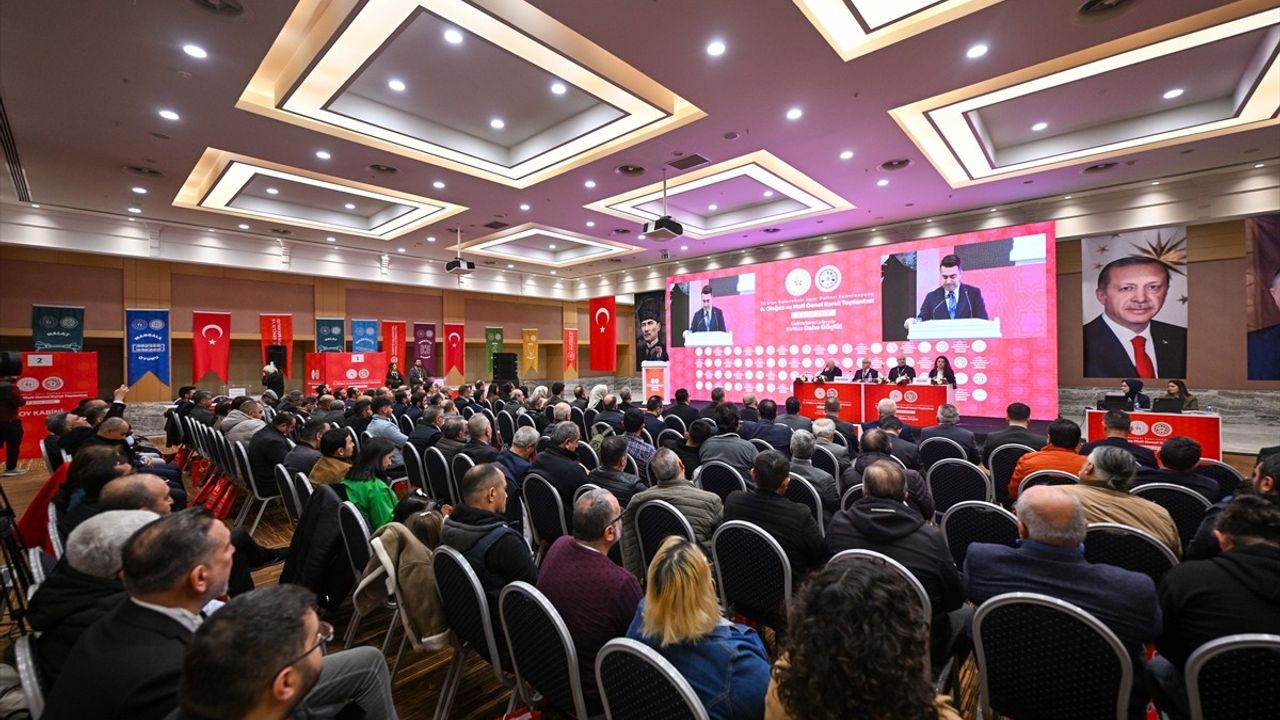 Türkiye Geleneksel Spor Dalları Federasyonu'na Abdülhadi Turus Başkanı