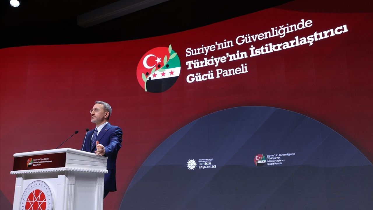 Türkiye'nin Suriye İstikrarına Etkisi Konulu Panel Gerçekleşti