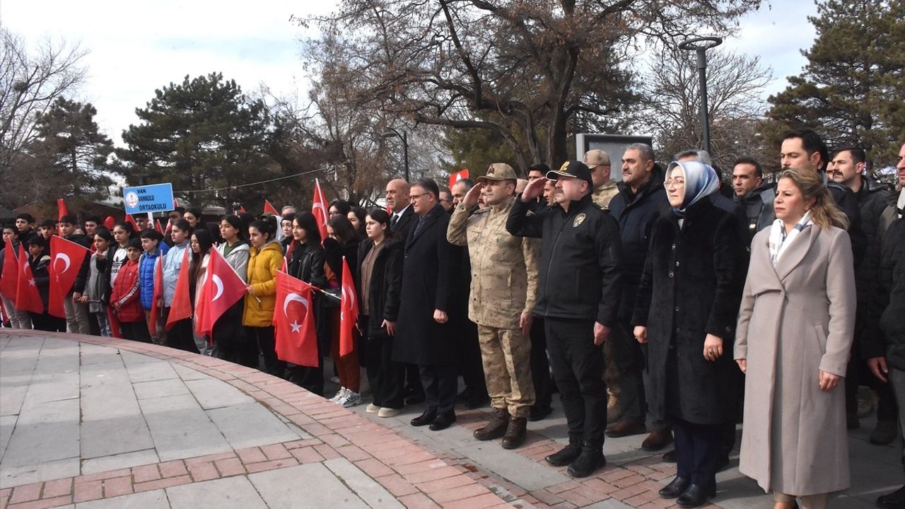 Van'da 120 Kahraman Çocuk Anıldı