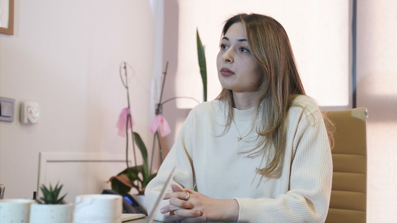 Yapay Zeka Sevgili: Duygusal Bağlar ve Riskler
