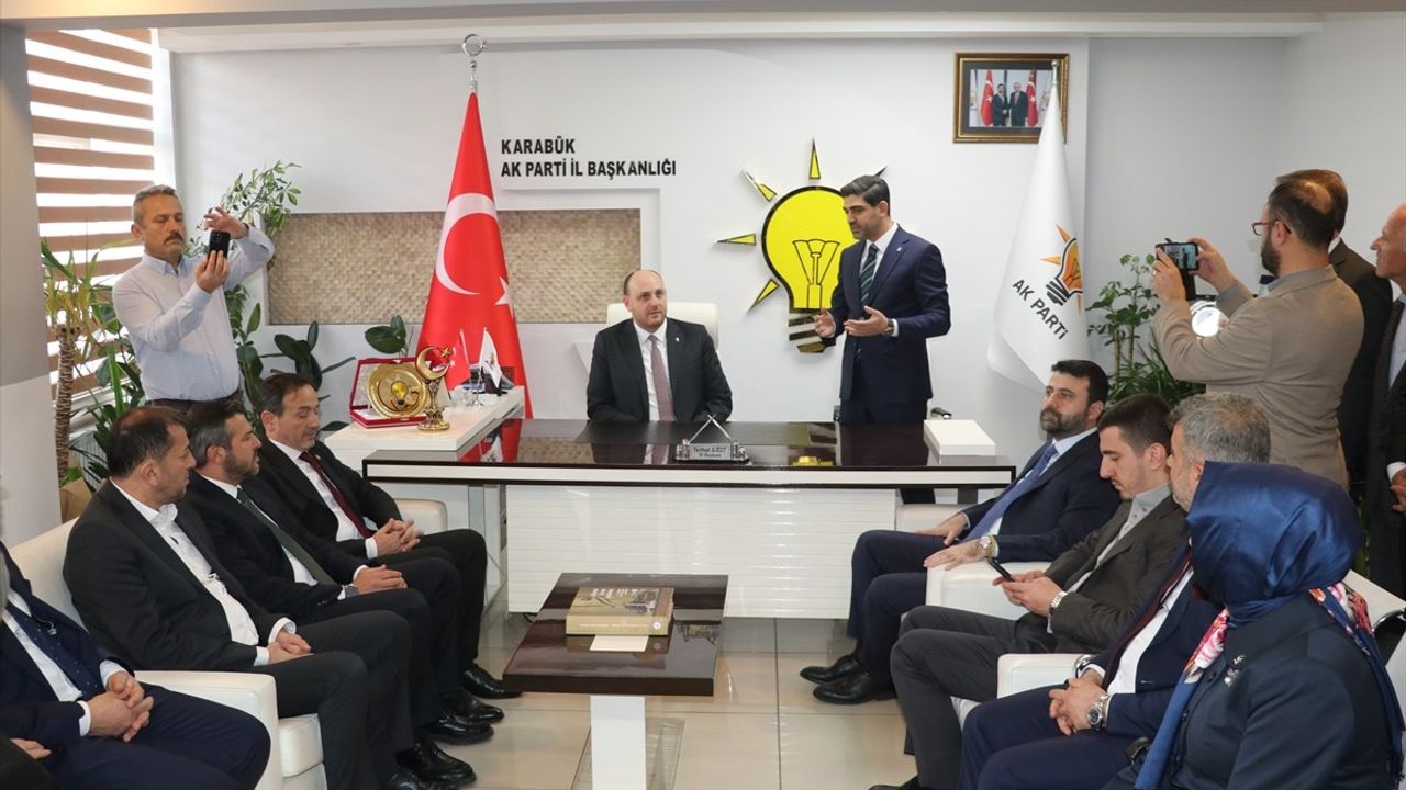 AK Parti Genel Başkan Yardımcısı Büyükgümüş, Karabük'te İstişarelerde Bulundu