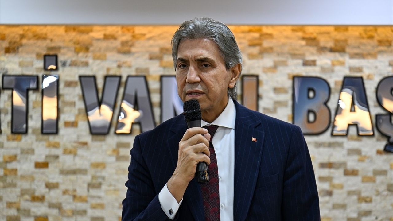 AK Parti Genel Başkan Yardımcısı Demir, Van'da Eleştirilerde Bulundu
