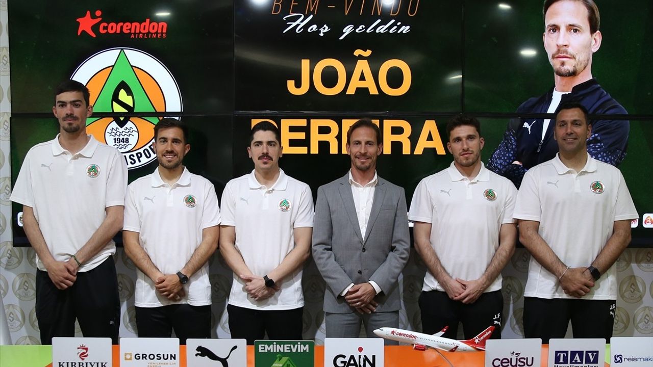 Alanyaspor'un Yeni Teknik Direktörü Joao Pereira Oldu