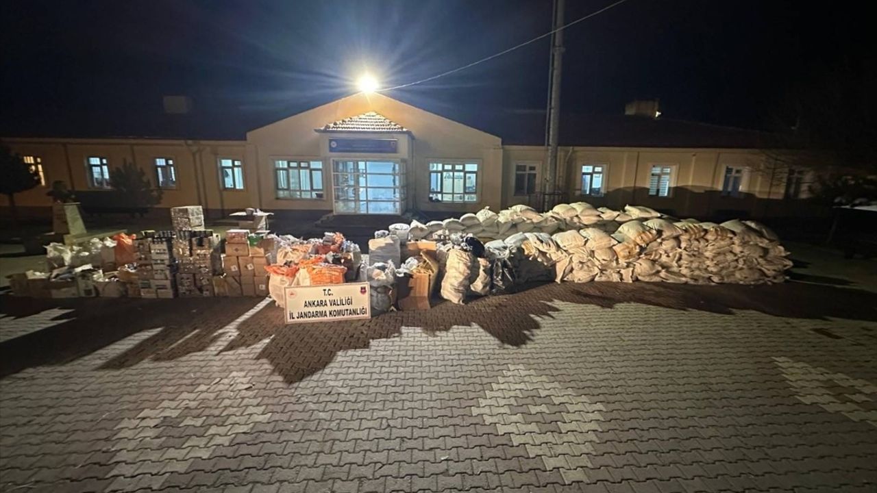 Ankara'da 9,5 Ton Kaçak Tütün Yakalandı
