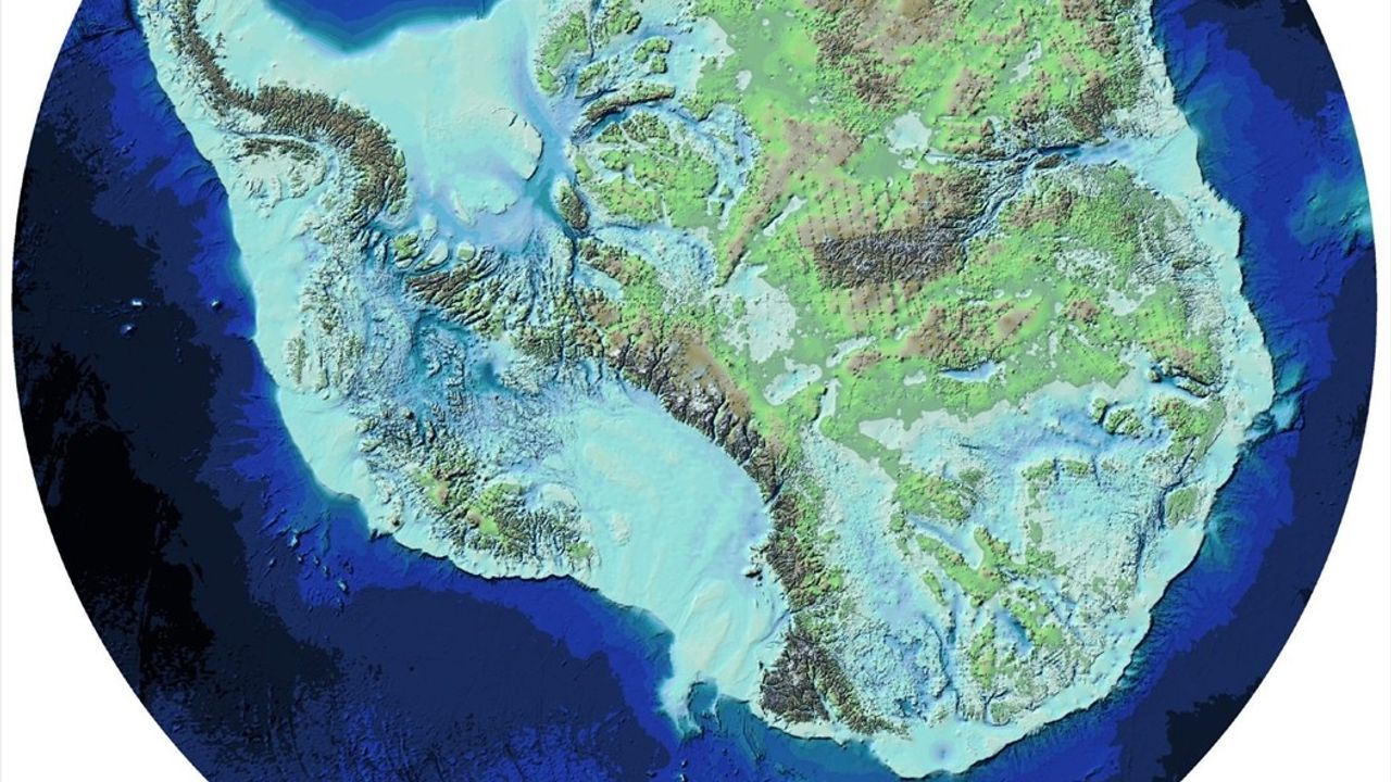 Antarktika'nın Buzulsuz Haritası Tanıtıldı
