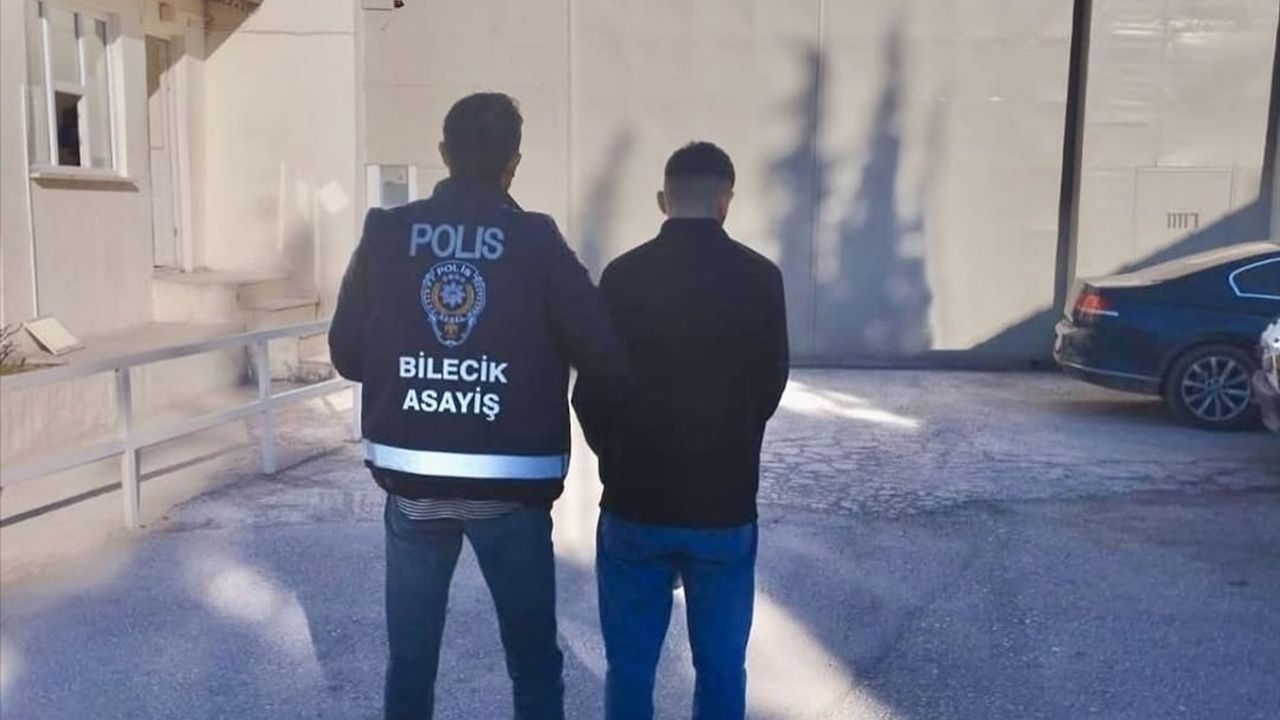 Bilecik'te Dolandırıcılık Operasyonu: İki Şüpheli Tutuklandı