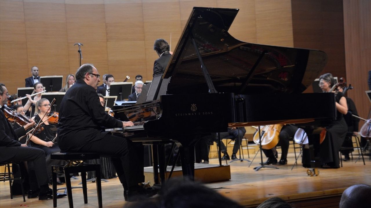 Bursa'da Dünya Kadınlar Günü İçin Özel Konser