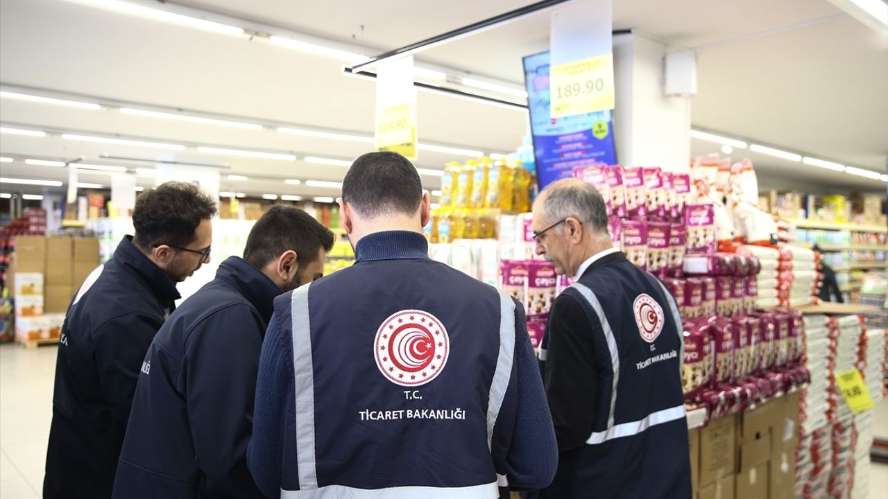 Bursa'da Ramazan Bayramı Öncesi Market Denetimleri