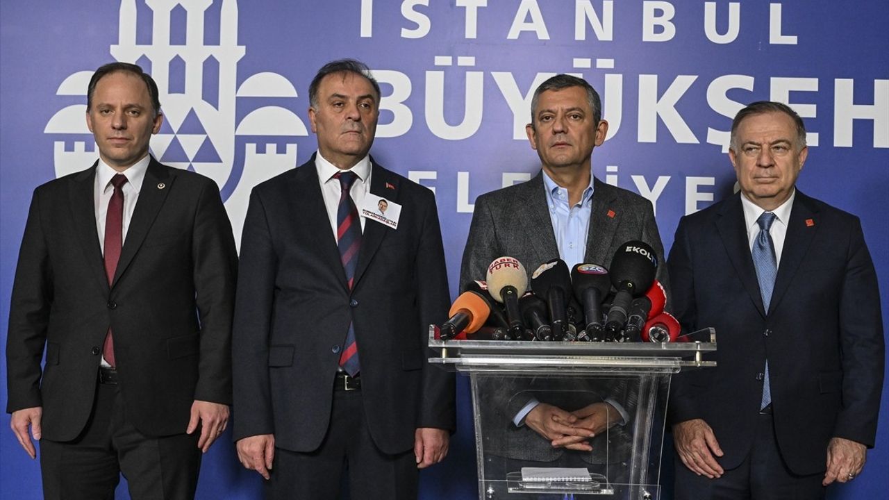 CHP Genel Başkanı Özgür Özel'den Cumhurbaşkanı Adayı Süreci Hakkında Açıklamalar