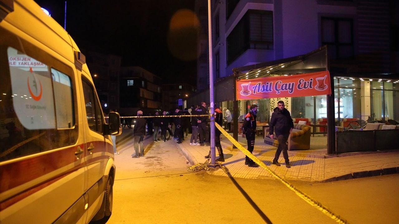 Çorum'da Kahvehaneye Silahlı Saldırı: 5 Yaralı