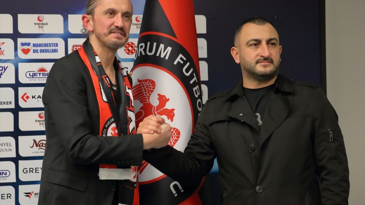 Çorum FK Tuncay Şanlı ile Anlaştı