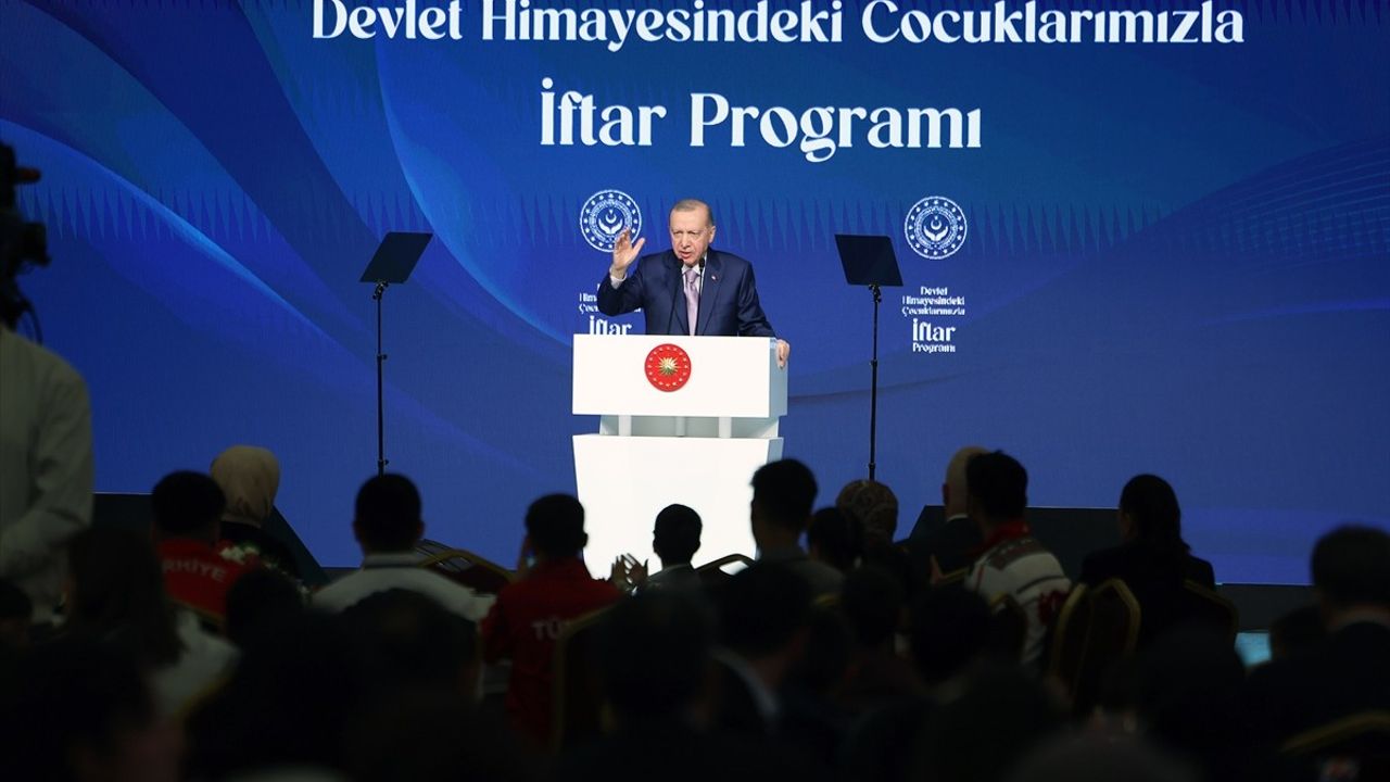 Cumhurbaşkanı Erdoğan'dan Devlet Himayesindeki Çocuklara İftar Mesajı