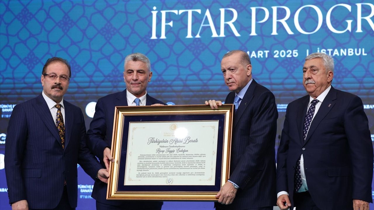 Cumhurbaşkanı Erdoğan'dan Esnafa Destek Mesajı