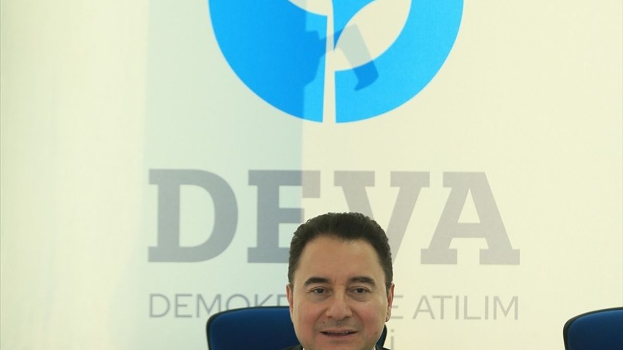 DEVA Partisi Genel Başkanı Ali Babacan Kocaeli'de Basın Toplantısı Düzenledi