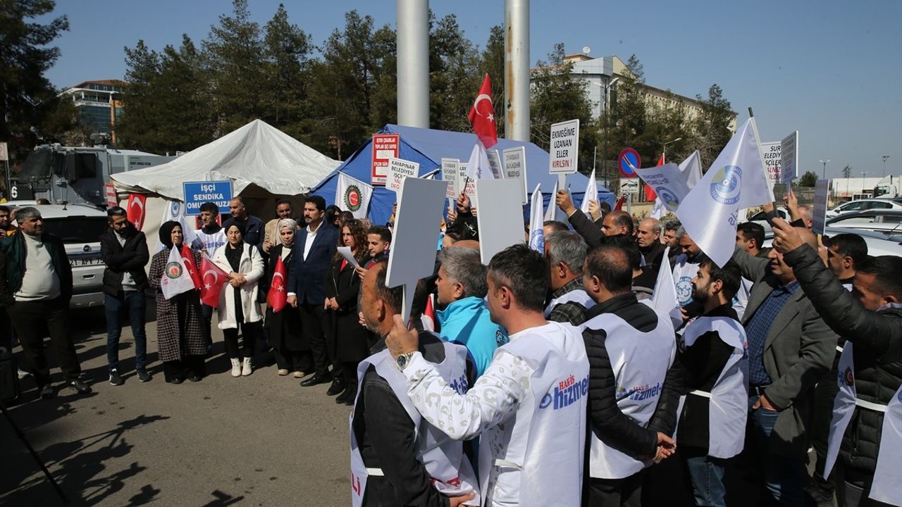 Diyarbakır'da İstihdam Mücadelesi: İşten Çıkarmalara Tepkiler Sürüyor