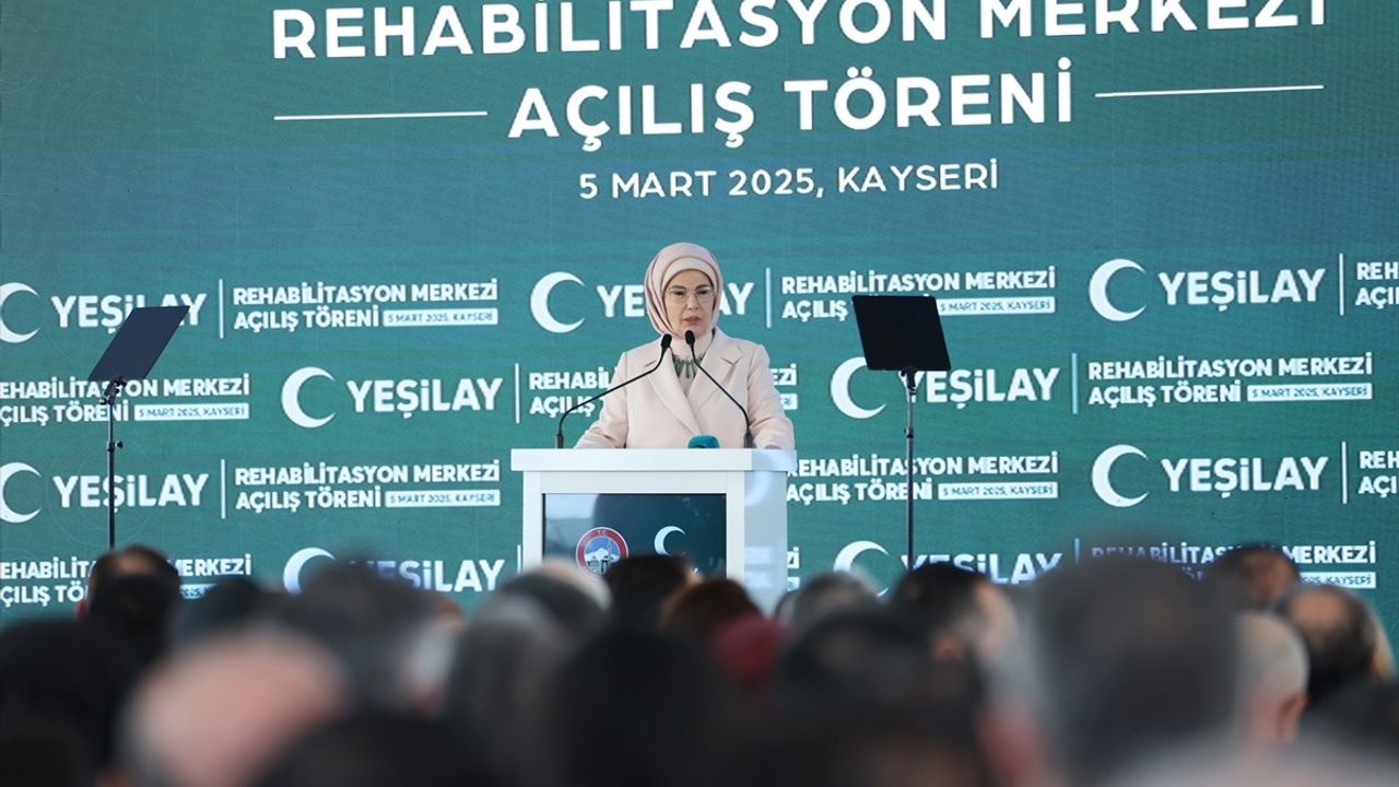 Emine Erdoğan'dan Bağımlılıkla Mücadeleye Yönelik Açıklamalar