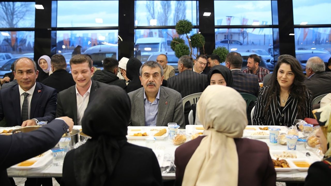 Erzurum'da İftar Programında Bakan Tekin'in Açıklamaları
