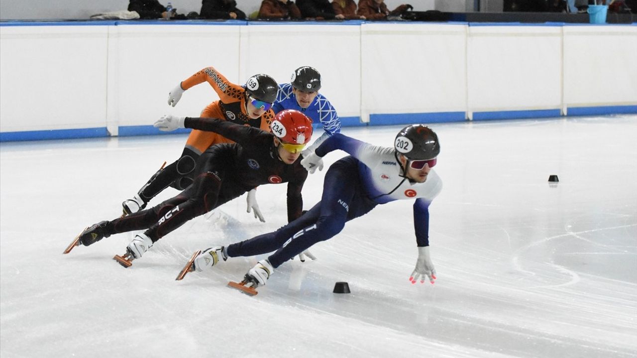 Erzurum'da Short Track Türkiye Şampiyonası Tamamlandı