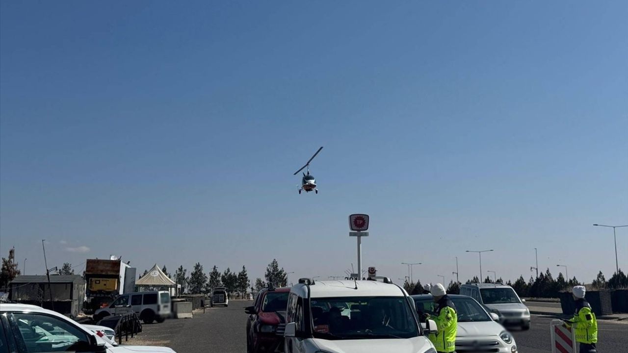 Gaziantep'te Cayrokopter Destekli Trafik Denetimi: 44 Sürücüye 253 Bin Lira Ceza
