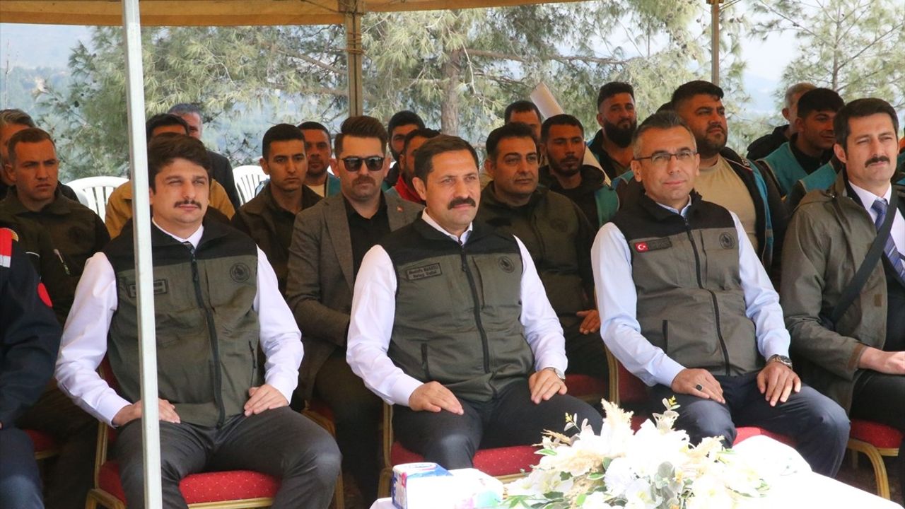 Hatay'da 1000 Fıstık Çamı Fidanı Dikimi
