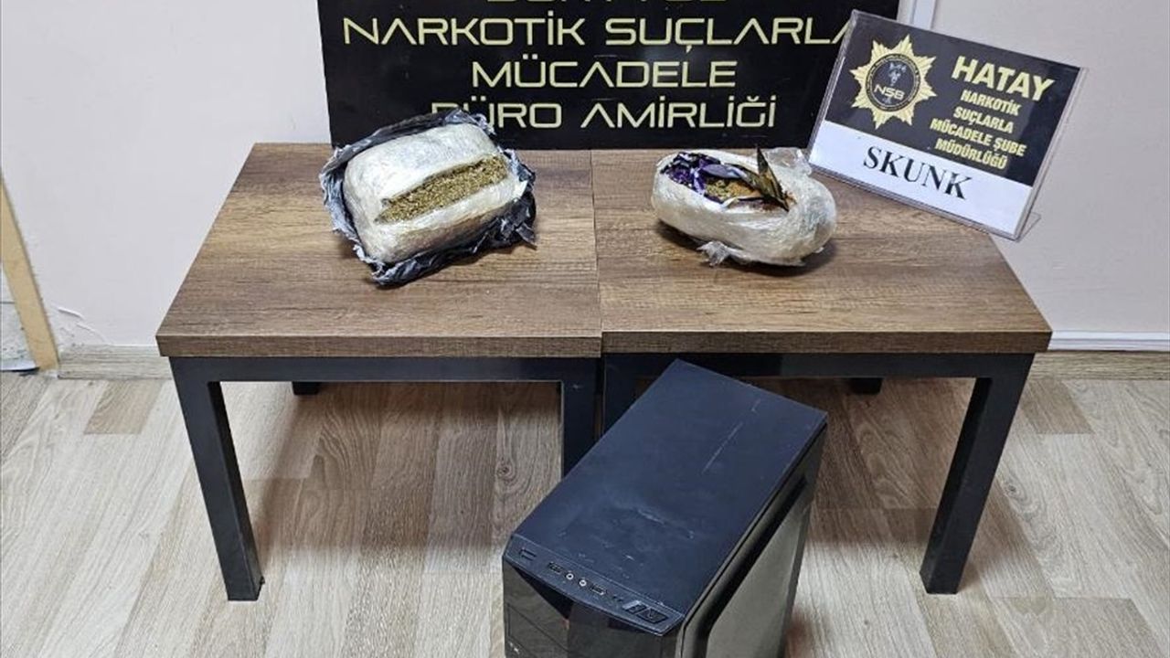 Hatay'da Bilgisayar Kasında 1 Kilo 47 Gram Skunk Ele Geçirildi