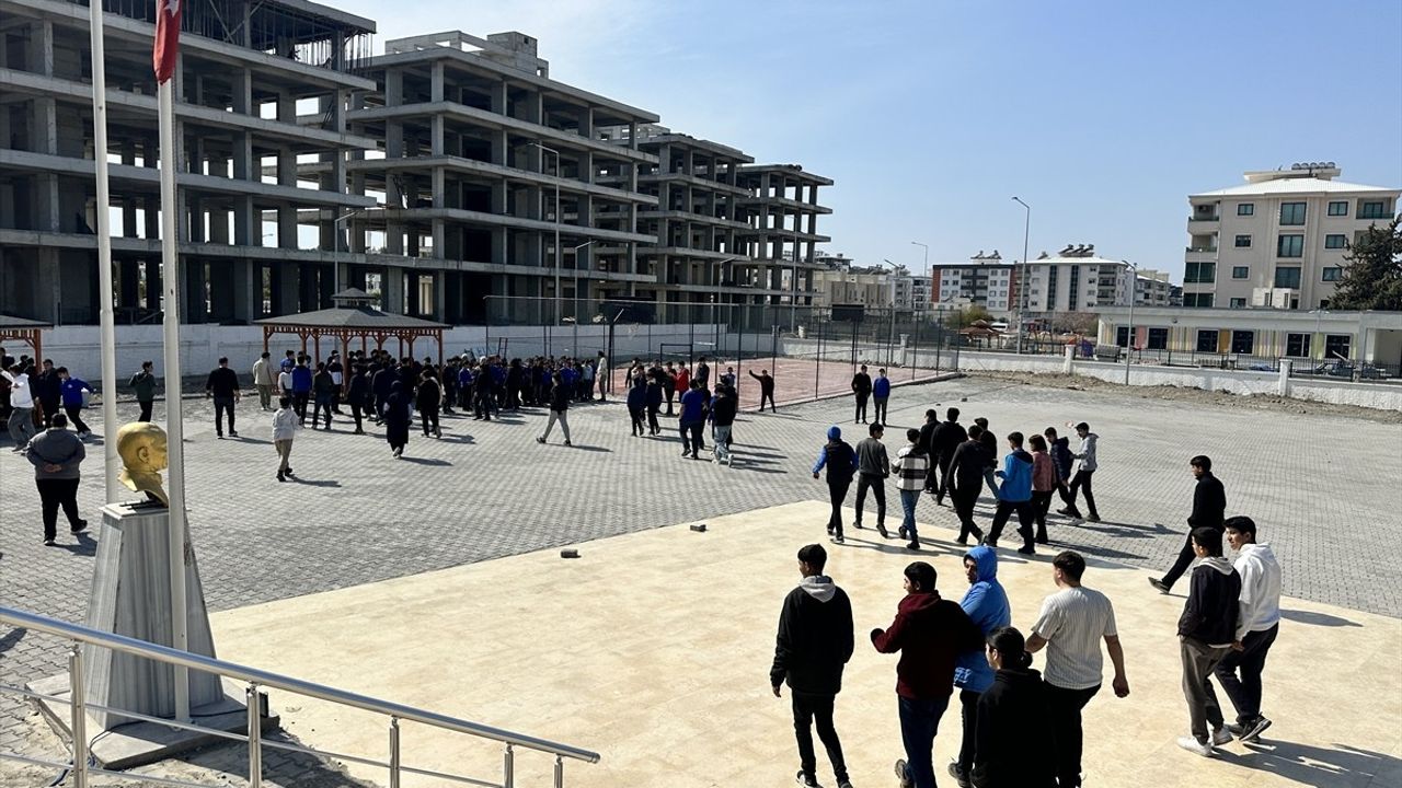 Hatay'da Deprem ve Tahliye Tatbikatı