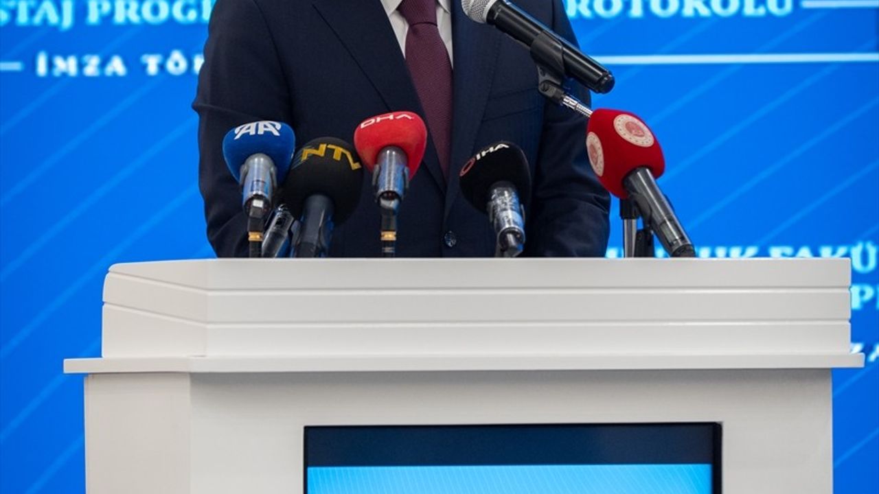 Hukuk Fakültesi Öğrencileri İçin Ulusal Staj Programı Protokolü İmzalandı
