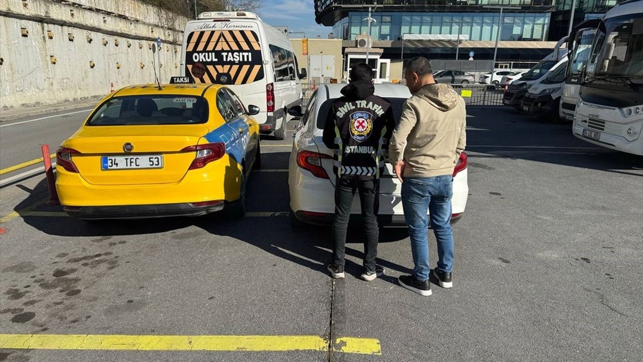 İstanbul'da Haksız Ücret Talebi İçin Taksi Şoförüne Ceza
