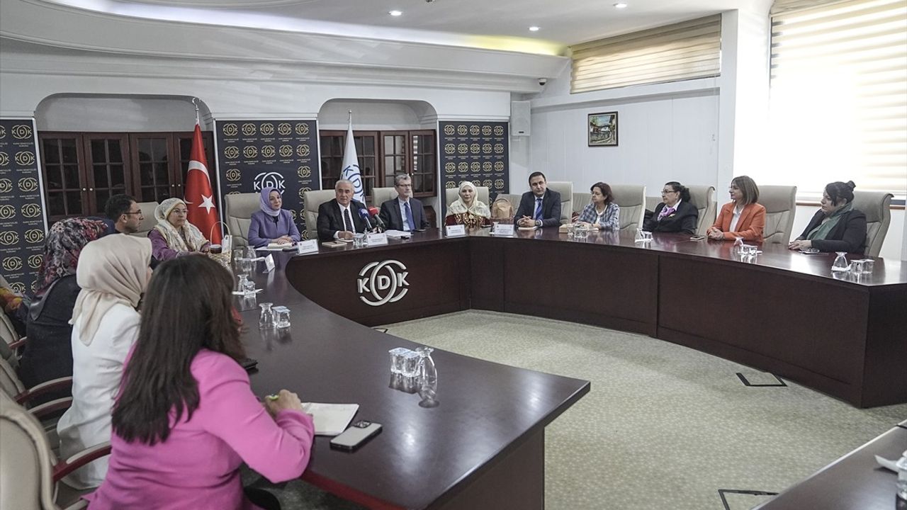 Kamu Başdenetçisi Mehmet Akarca'nın 8 Mart Dünya Kadınlar Günü Mesajı