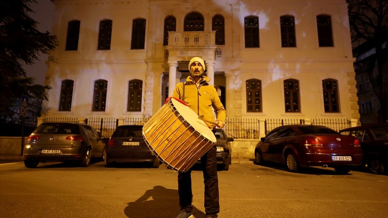 Kırklareli'de Ramazan Davulcuları Sahur Mesaisine Başladı