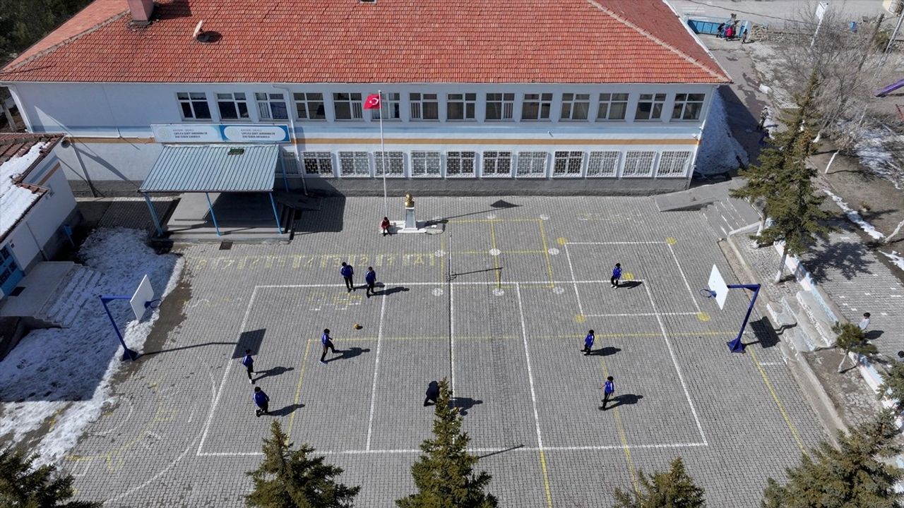 Kırsaldan Şampiyonluğa: Voleybol Tutkusu