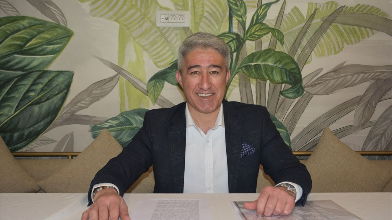 Mehmet Oktay'dan Mühürlenen Otel İnşaatı Hakkında Açıklamalar