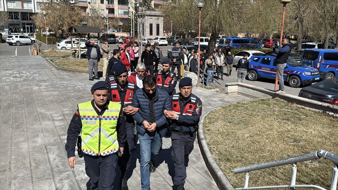 Niğde'deki Mumya Kaçakçılığı: 7 Şüpheli Tutuklandı