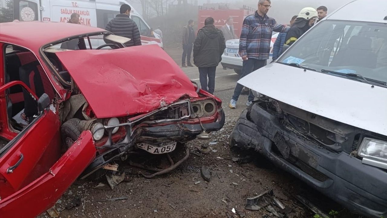 Ordu'da Otomobil Kazası: 6 Yaralı