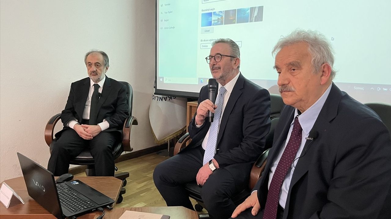 Osmanlı Sultanlarının Ramazan Geleneği: Huzur Dersleri Sergisi Açıldı