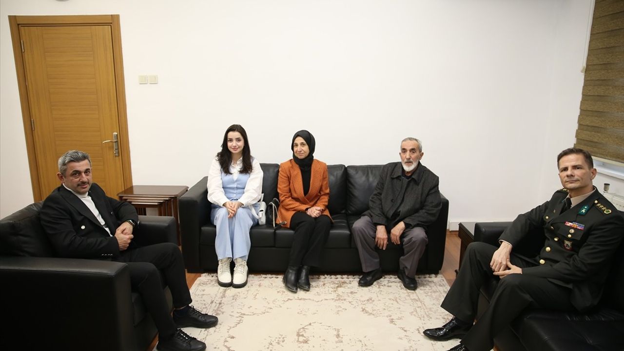 Sakarya'da Şehit Aileleri ve Gaziler İftarda Bir Araya Geldi