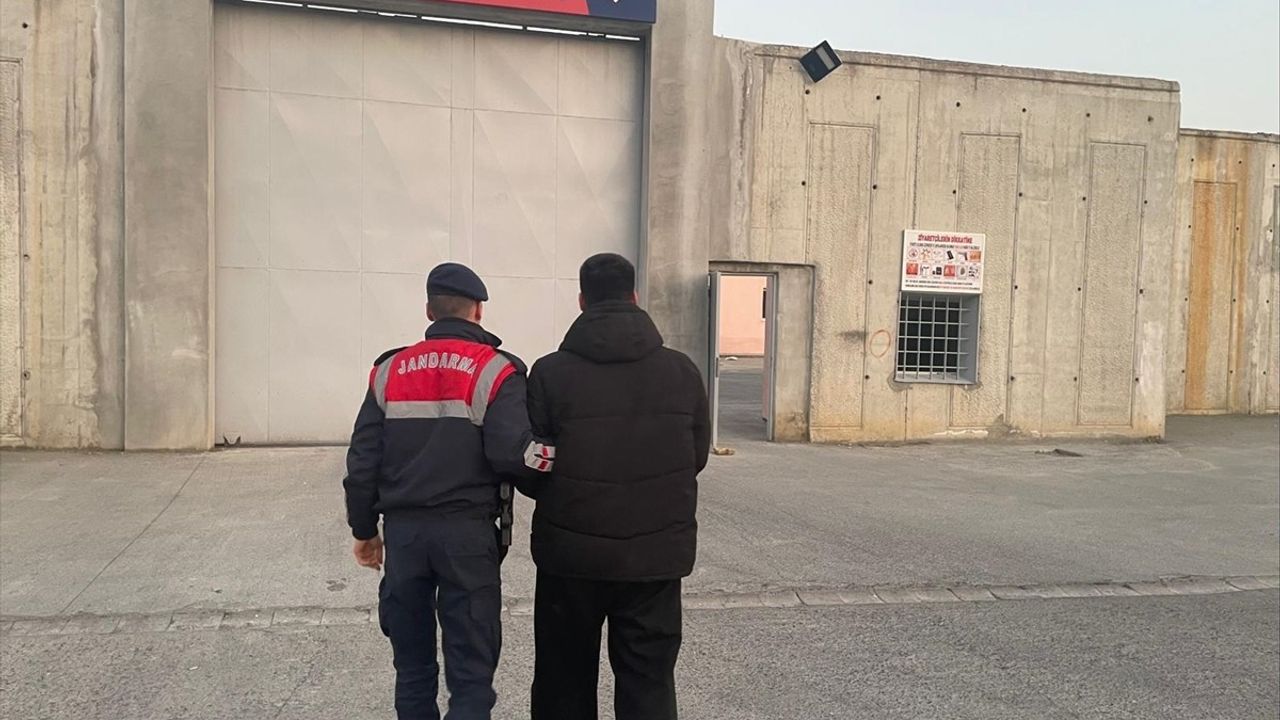 Sakarya'da Uyuşturucu Operasyonu: Bir Zanlı Tutuklandı