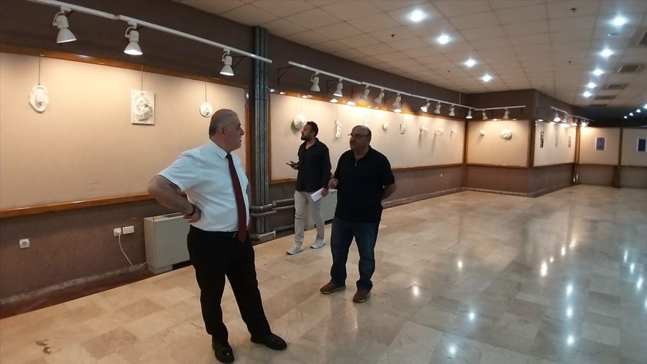 Samsun'da İki Yeni Heykel Sergisi Açıldı