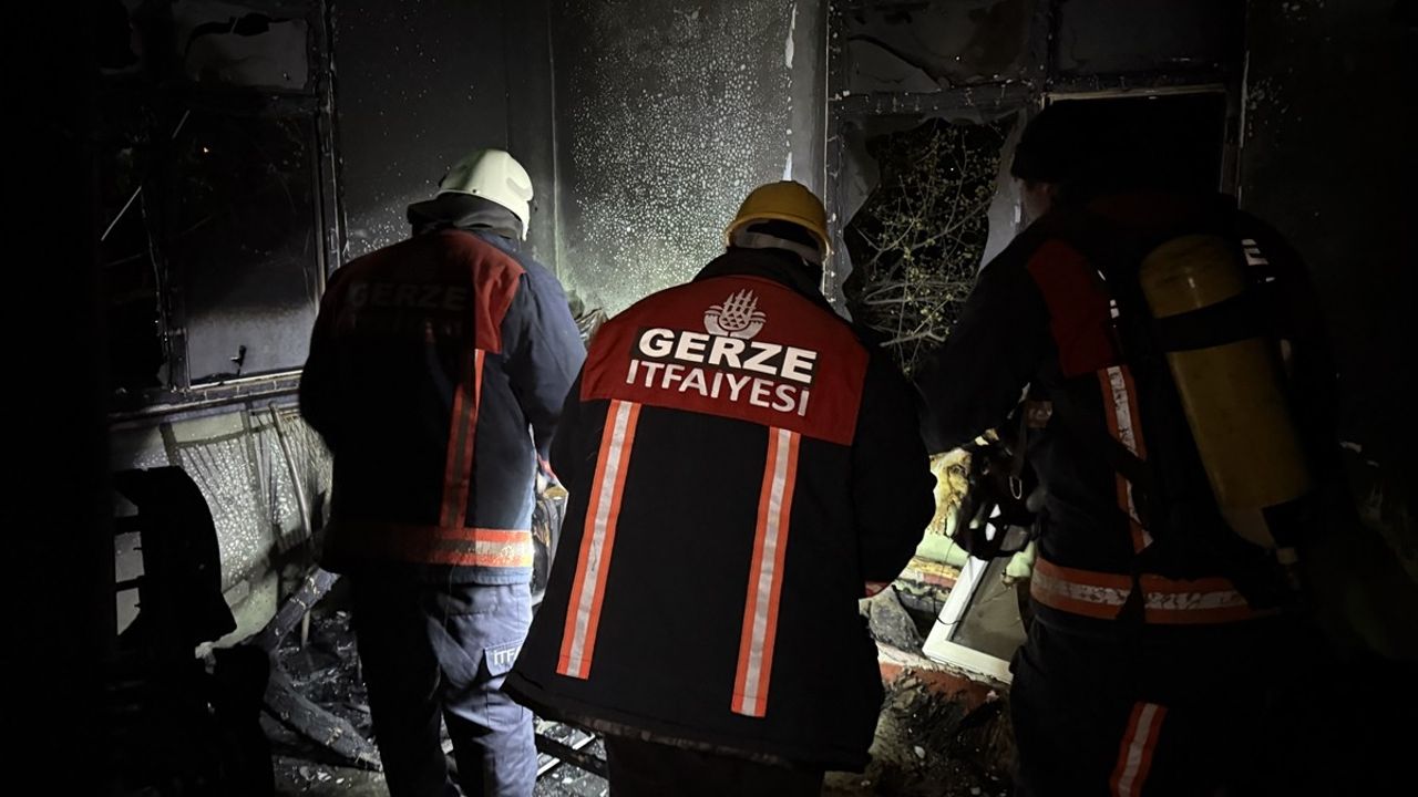 Sinop'ta Müstakil Evde Yangın: 3 Yaralı