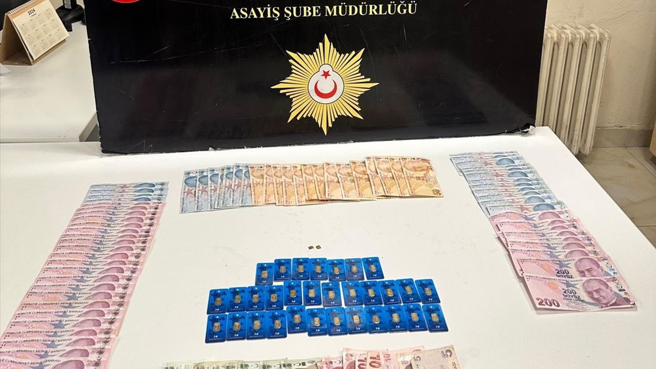 Sivas'ta Sahte Altın Satışı Yapan 3 Şüpheli Tutuklandı