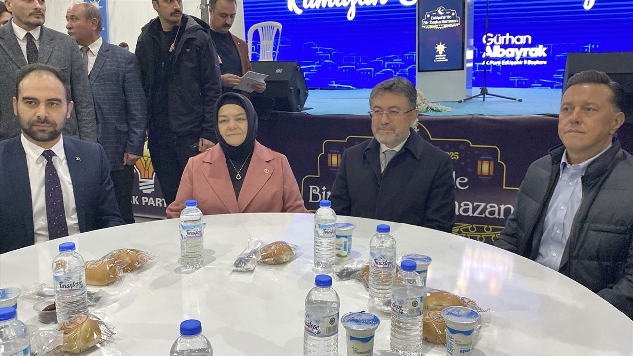 Tarım ve Orman Bakanı Yumaklı, Eskişehir'deki İftar Programında Konuştu