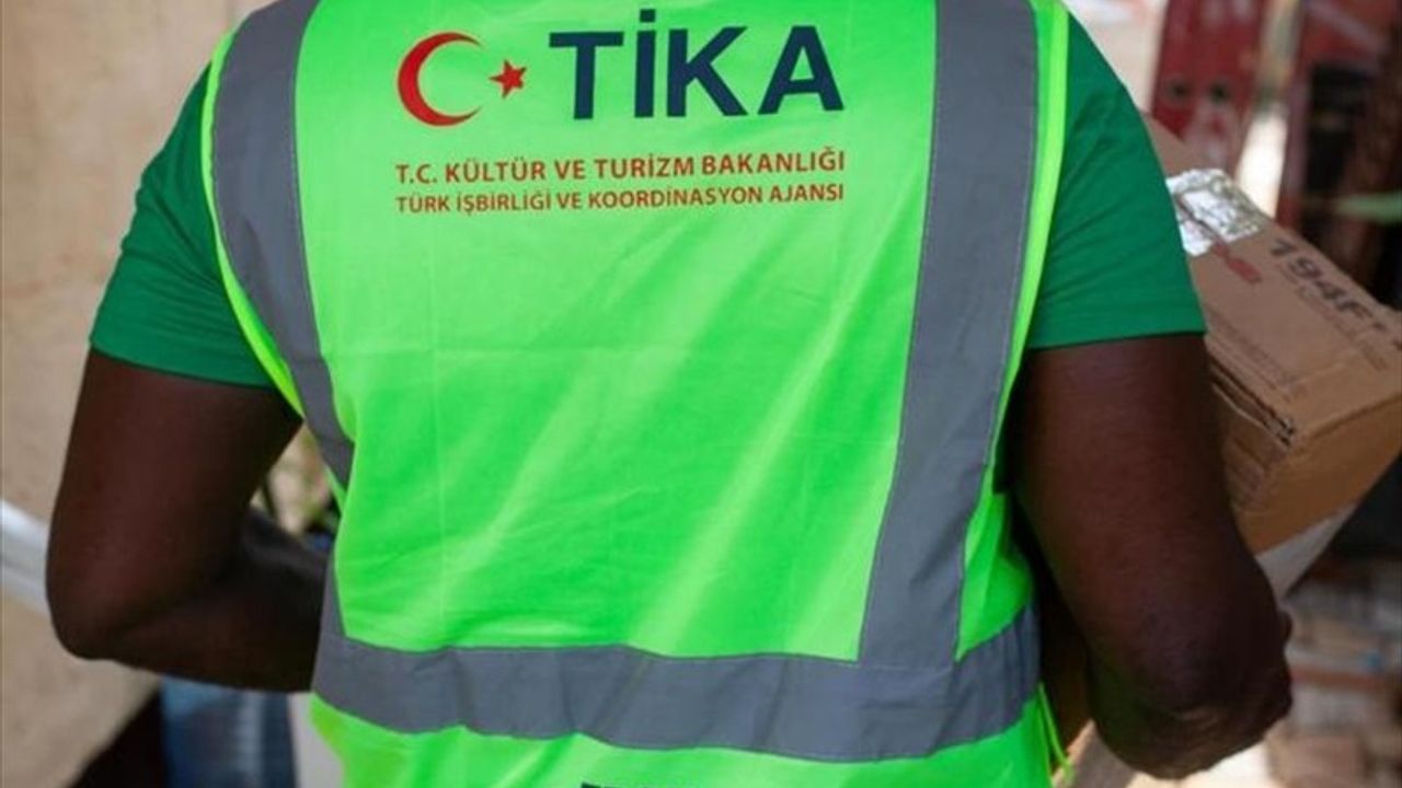 TİKA, Ekvator Ginesi'nde 300 Aileye Gıda Yardımı Dağıttı