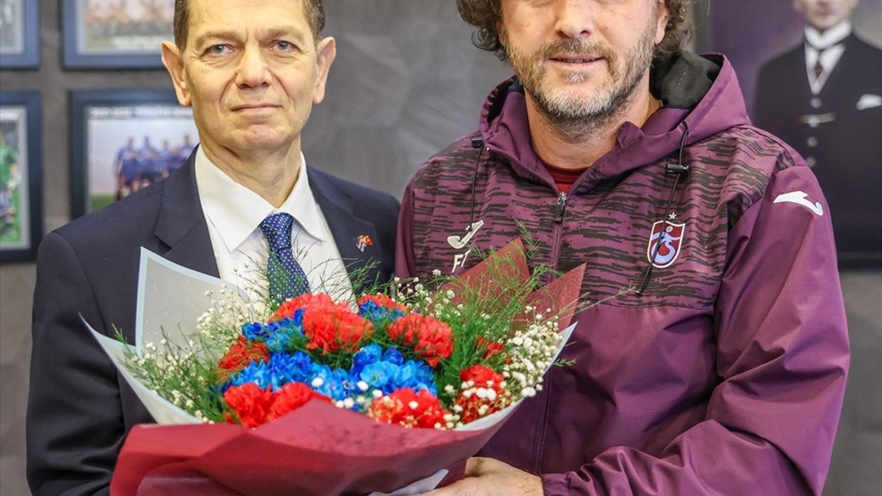 Trabzonspor'da Fatih Tekke'ye Hayırlı Olsun Ziyareti