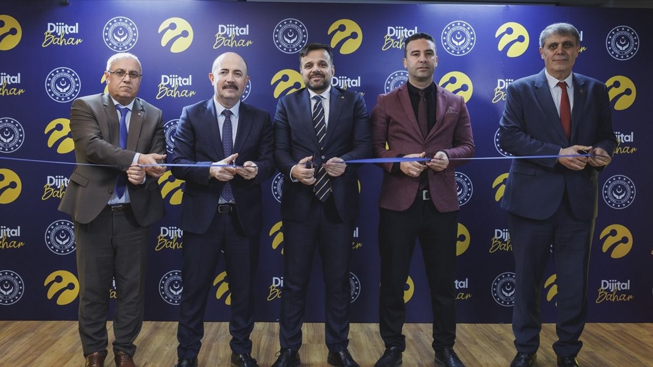 Turkcell'den Huzurevlerine Dijital Destek: 20. Teknoloji Odası Açıldı