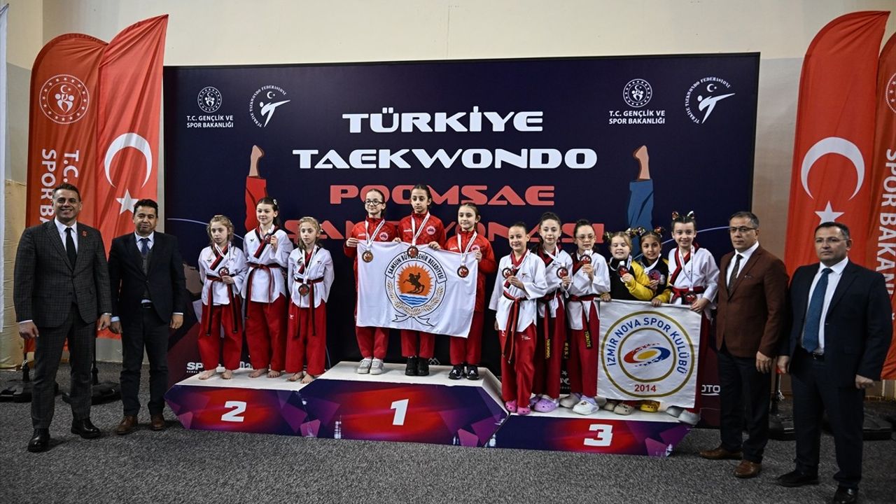 Türkiye Tekvando Poomsae Şampiyonası Adana'da Başladı