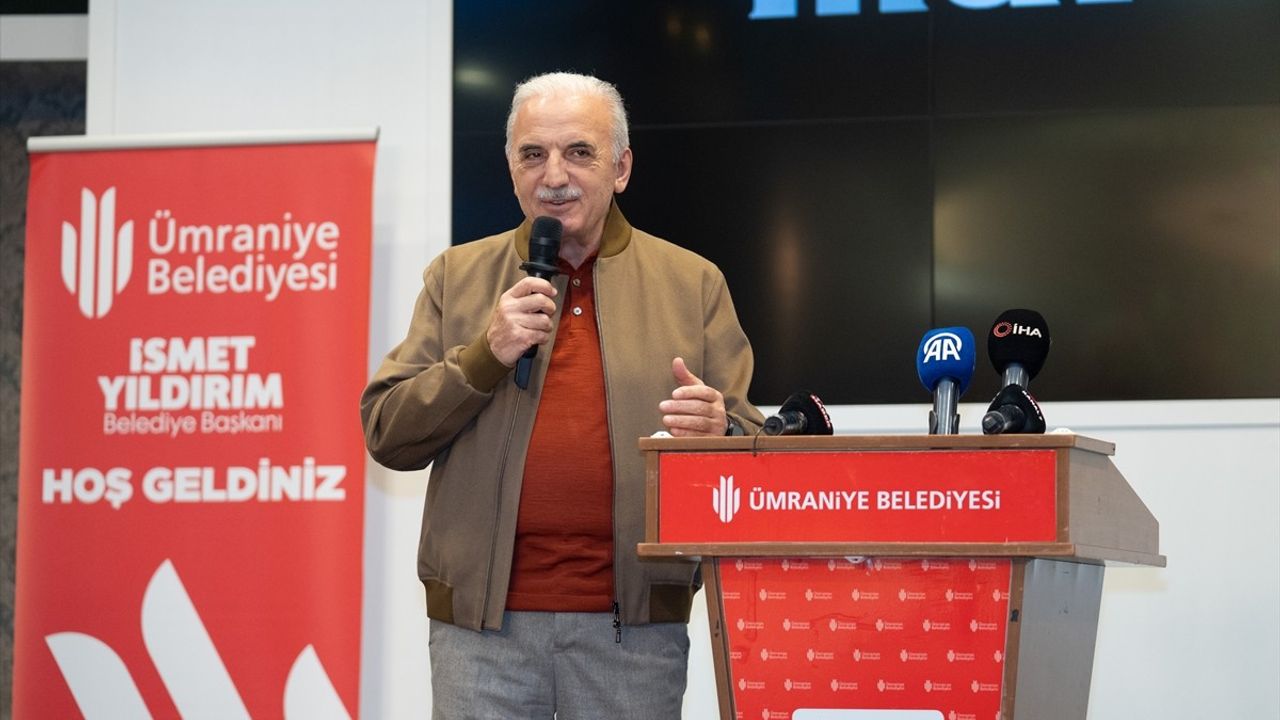 Ümraniye'de İftar Sofrası Çocuklarla Şenlendi